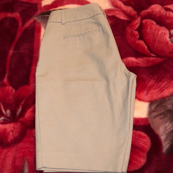 Short - Picture 3 of 3